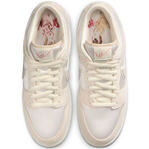 Nike SB Dunk Low in Coconut Milk